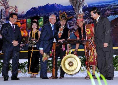 SB14_16022012_RASMI