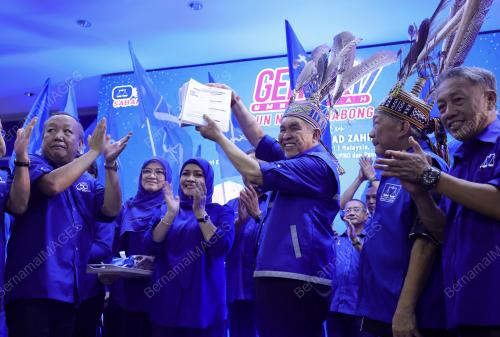 LAWATAN DATUK SERI DR AHMAD ZAHID HAMIDI DI TENOM