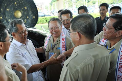 TAN SRI MUHYIDDIN YASSIN