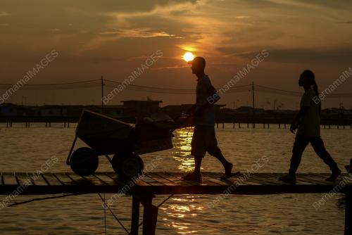 SB15_01052018_SUNSET