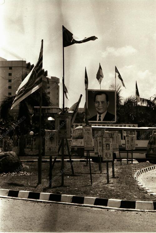 SB15_05071990_PERANGPOSTER