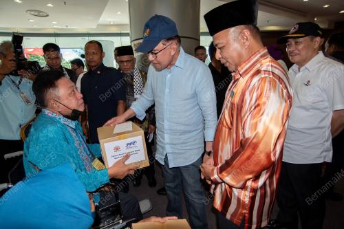 DATUK SERI ANWAR IBRAHIM
