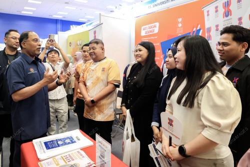DATUK SERI DIRAJA DR ZAMBRY ABDUL KADIR