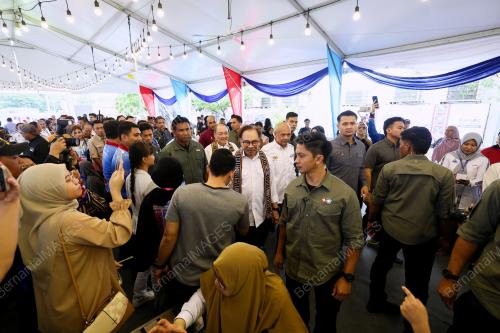 DATUK SERI ANWAR IBRAHIM