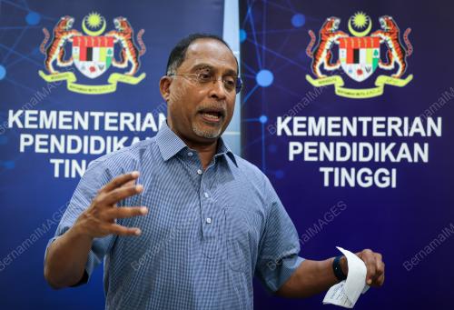 DATUK SERI DR. ZAMBRY ABD KADIR
