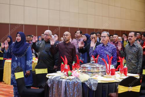 DATUK FAHMI FADZIL