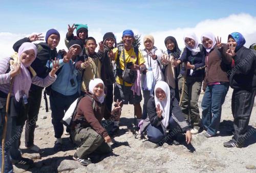 PENDAKIAN SOLO 1MALAYSIA