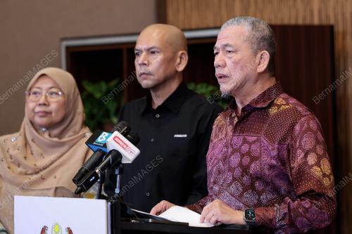 DATUK SERI FADILLAH YUSOF