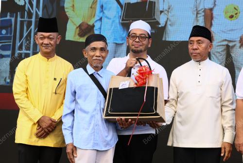 SENATOR DR ZULKIFLI HASAN