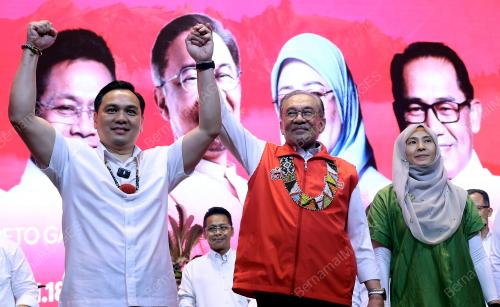 DATUK SERI ANWAR IBRAHIM