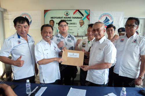 DATUK MOHAMMAD YUSOF APDAL