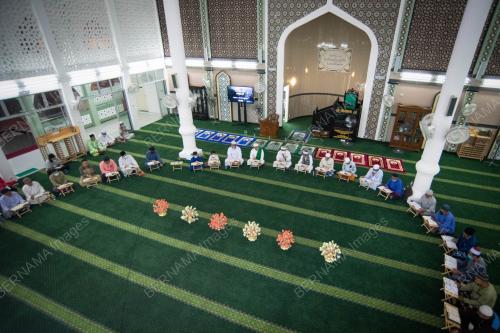 TADARUS DAN KHATAM AL-QURAN