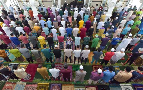 SOLAT JUMAAT FASA PERALIHAN ENDEMIK