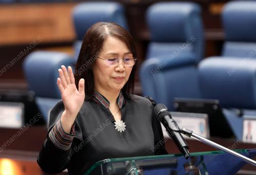 ANGKAT SUMPAH ADUN NEGERI SABAH 2025
