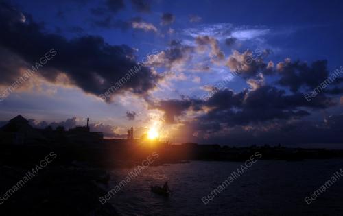 SB18_16032013_SUNSET