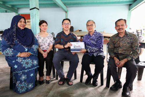 DATUK FAHMI FADZIL