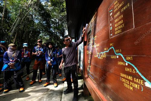 GUNUNG KINABALU