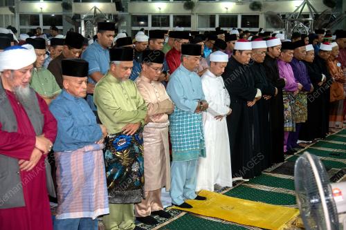 AL-SULTAN ABDULLAH RI'AYATUDDIN AL-MUSTAFA BILLAH SHAH