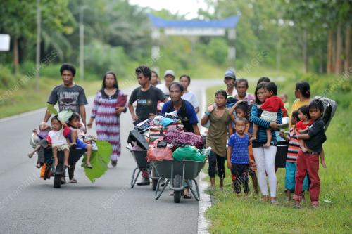 SB19_10032013_BERJALAN_KAKI