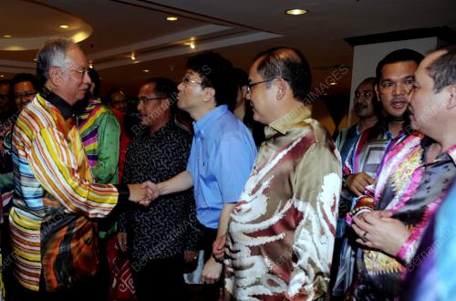 SB19_16022012_MAKAN