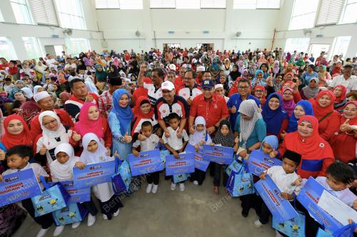 SB19_23012018_UMNO_RAKYAT_BN201801226826