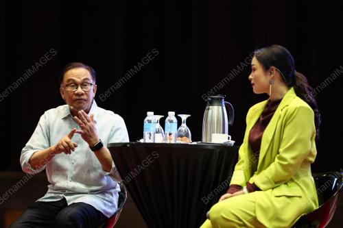 DATUK SERI ANWAR IBRAHIM