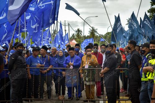 PENAMAAN CALON PRU15
