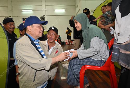 DATUK SERI HAJIJI NOOR
