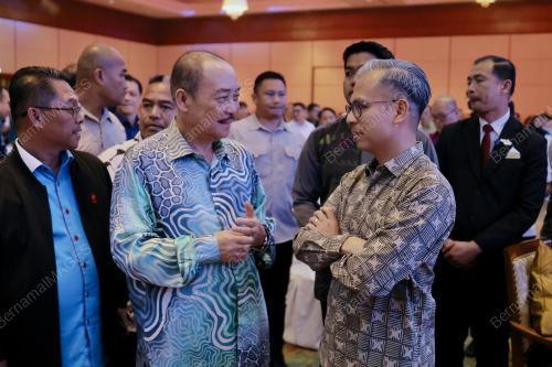 DATUK FAHMI FADZIL