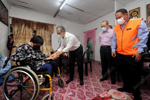 TAN SRI MUHYIDDIN MOHD YASSIN