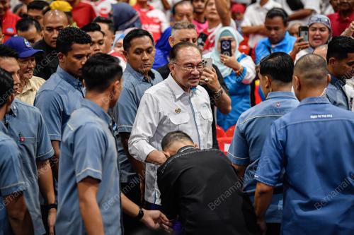 DATUK SERI ANWAR IBRAHIM