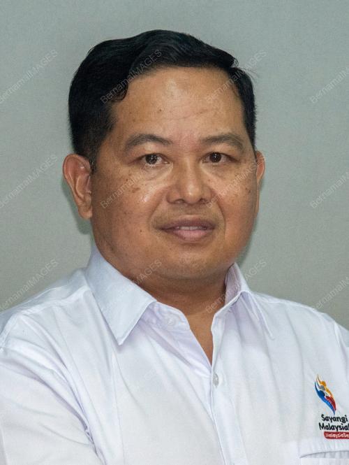 DR RAMLI TAHIR