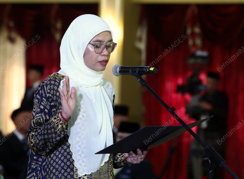 DATUK RINA JAINAL