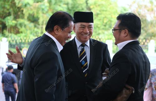 DATUK SERI DR JOACHIM GUNSALAM