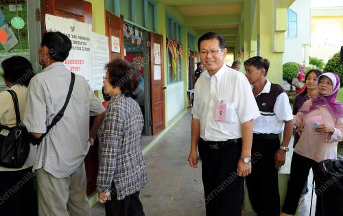 PILIHAN RAYA SARAWAK KE 10