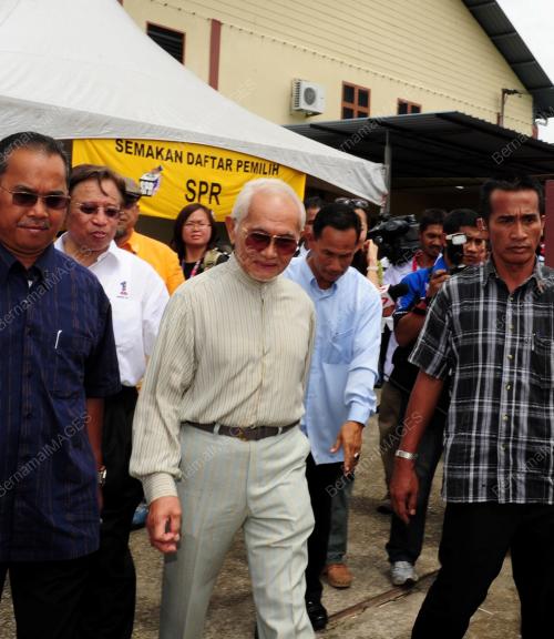 PILIHAN RAYA SARAWAK KE 10