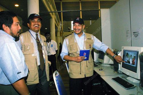 SEA01-07_09_2001_HISHAM-MPC_02022016