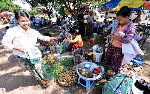 SEA01_05122013_MYOMA_MARKET