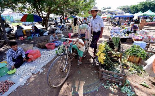 SEA02_05122013_MYOMA_MARKET