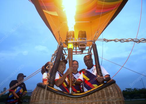 SEA02_11082017_OBOR_BN201708102518