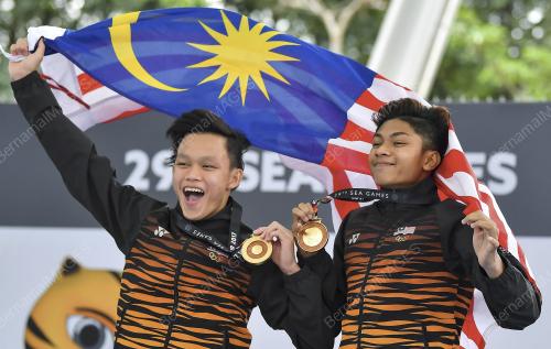 SEA08_30082017_MEN_10M_MEDAL