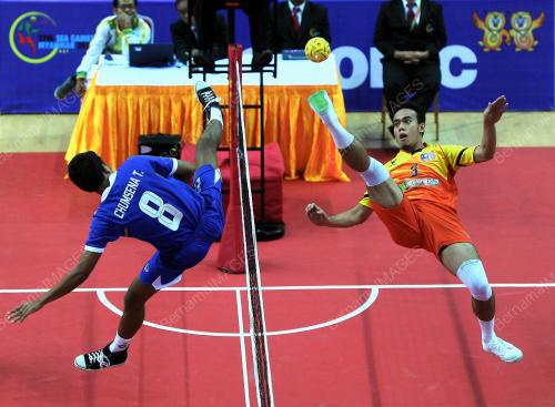 SEA09_12122013_TAKRAW