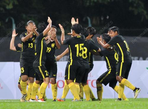 SEA100_15082017_WOMEN_FOOTBALL