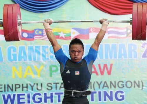 SEA14_14122013_ANGKAT_BERAT