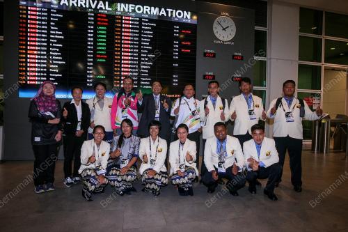 SEA19_13082017_FILIPINA_BN201708122782