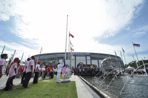 SEA20_16082017_FLAG_RAISING