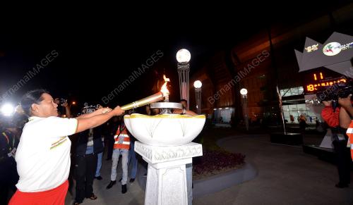 SEA26_11122013_OPENING