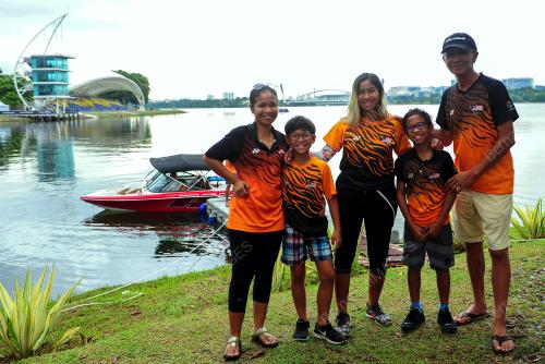 SEA27_15082017_WATERSKI