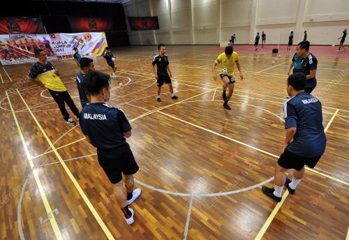 SEA34_11082017_TAKRAW