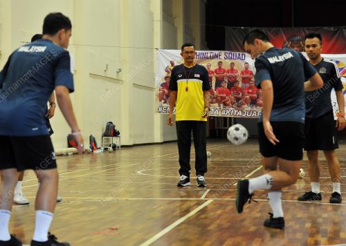 SEA35_11082017_TAKRAW